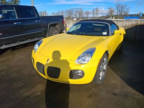 Used 2007 Pontiac Solstice GXP w/ Premium Package image 1
