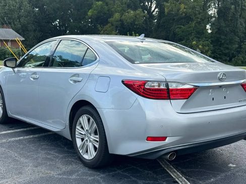 Used 2014 Lexus ES 350 w/ Premium Package FWD image 5