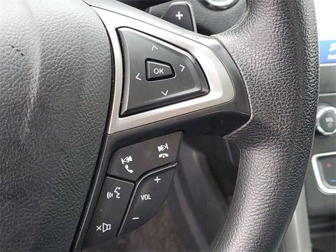 Used 2020 Ford Fusion SE image 13