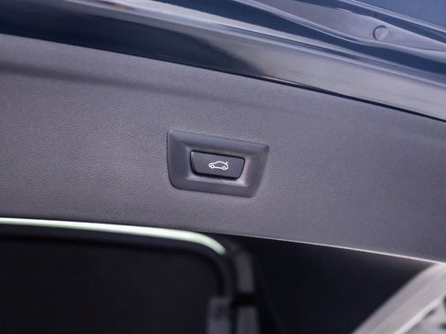 Certified 2025 BMW iX xDrive50 image 32