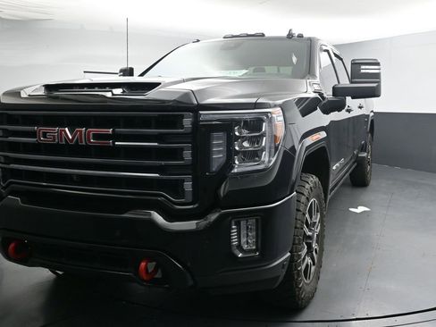 Used 2022 GMC Sierra 2500 AT4 w/ AT4 Premium Plus Package AWD/4WD image 4