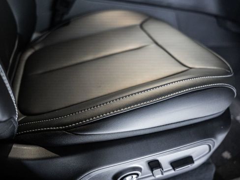 New 2025 Jeep Grand Cherokee Limited image 35