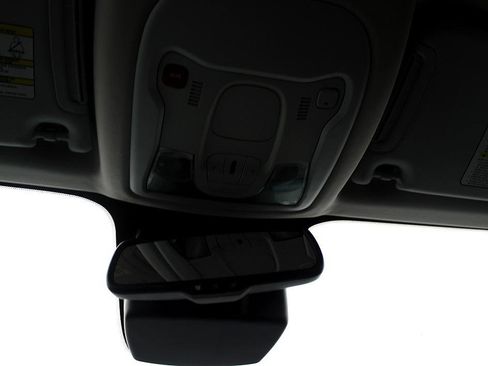 Used 2022 Jeep Renegade Latitude w/ Convenience Group image 22