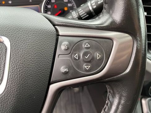 Used 2022 GMC Acadia AT4 AWD/4WD image 32
