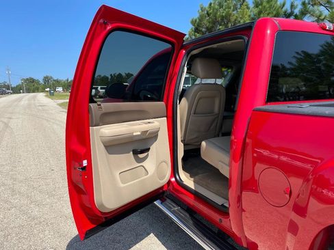 Used 2013 GMC Sierra 1500 SLE w/ Power Tech Package AWD/4WD image 11