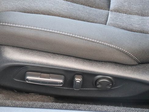 Used 2025 Honda Accord Sport image 25