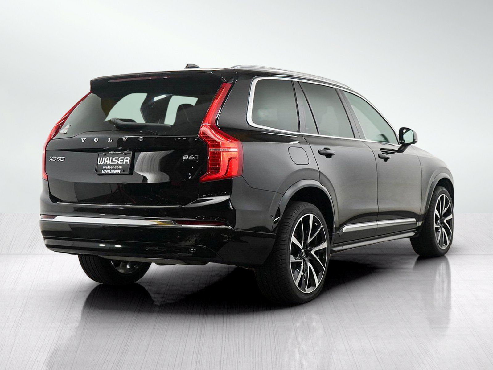 Used 2023 Volvo XC90 B6 Plus w/ Protection Package Premier AWD/4WD image 5