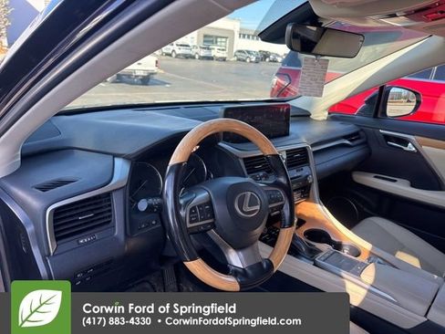 Used 2021 Lexus RX 350L Premium w/ Premium Package image 22