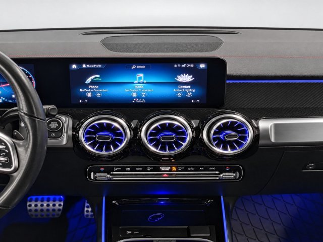 Certified 2022 Mercedes-Benz GLB 250 4MATIC image 22
