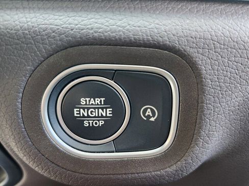 Certified 2022 Mercedes-Benz GLE 450 4MATIC image 31