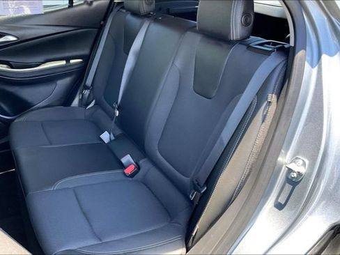 Used 2025 Buick Encore GX Preferred AWD/4WD image 25