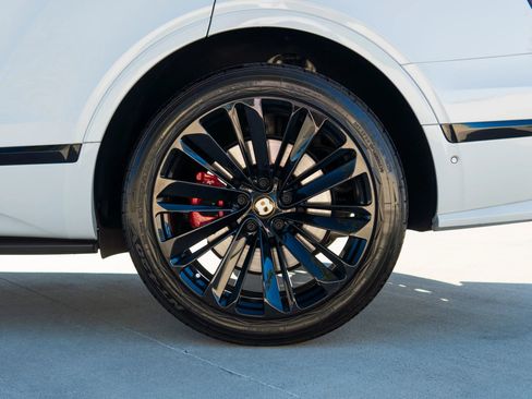Used 2020 Bentley Bentayga Speed image 21