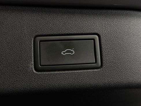 Used 2023 Volkswagen ID.4 Pro S image 28