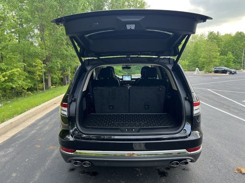 Used 2022 Lincoln Aviator Reserve w/ Equipment Group 201A image 31