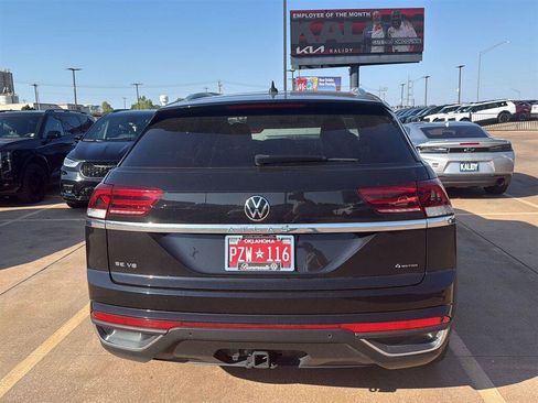 Used 2023 Volkswagen Atlas Cross Sport SE w/ Panoramic Sunroof Package AWD/4WD image 10
