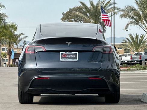Used 2025 Tesla Model Y Long Range image 5