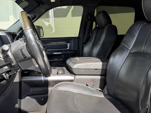 Used 2016 RAM 2500 Limited AWD/4WD image 10