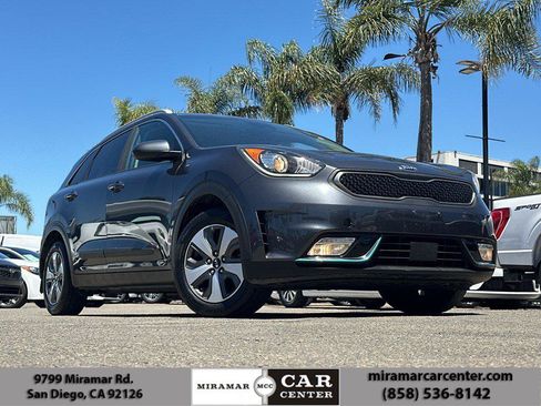Used 2018 Kia Niro LX FWD image 1