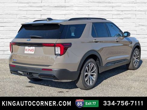 New 2026 Ford Explorer ST-Line RWD image 5
