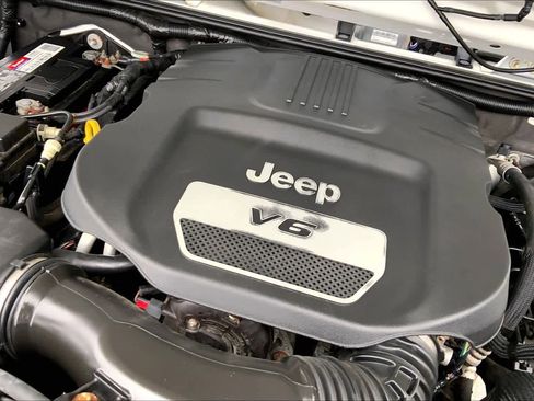 Used 2014 Jeep Wrangler Sport w/ Quick Order Package 23S image 27