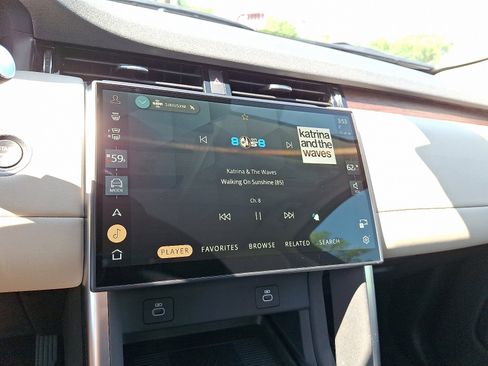Certified 2025 Land Rover Discovery Sport S AWD/4WD image 19