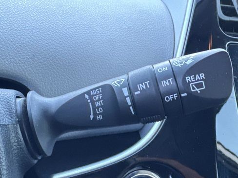 Used 2017 Toyota Prius Three Touring image 28