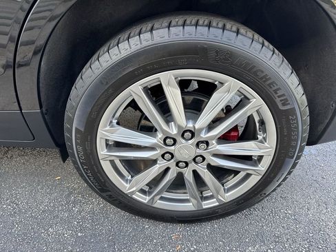 Used 2023 Cadillac XT5 Sportv w/ Technology Package image 33