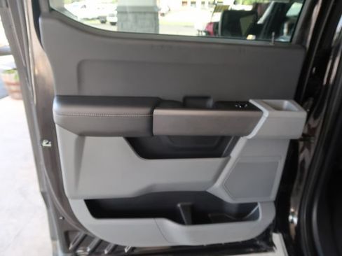 Used 2021 Ford F150 XLT AWD/4WD image 34