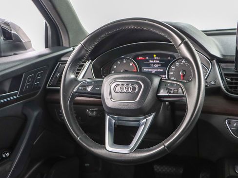 Used 2023 Audi Q5 2.0T Premium w/ Convenience Package image 12