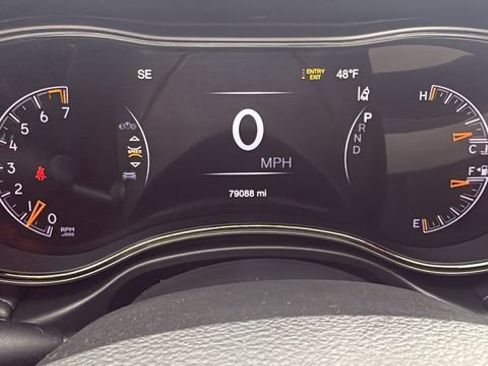 Used 2020 Jeep Grand Cherokee High Altitude image 16