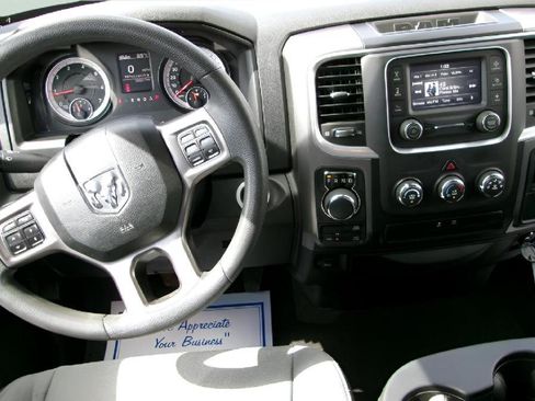 Used 2024 RAM 1500 Classic SLT AWD/4WD image 11