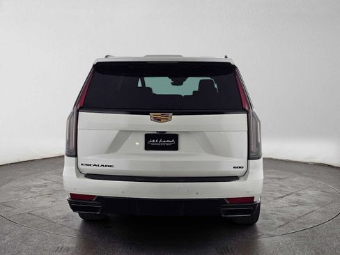 Used 2021 Cadillac Escalade ESV Sport w/ Driver Assist Tech Package AWD/4WD image 4