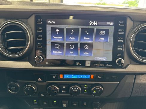 Used 2021 Toyota Tacoma TRD Sport w/ TRD Premium Sport Package AWD/4WD image 26