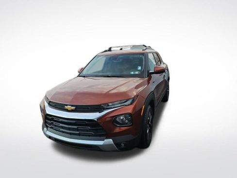 Certified 2021 Chevrolet TrailBlazer LT w/ Convenience Package image 3