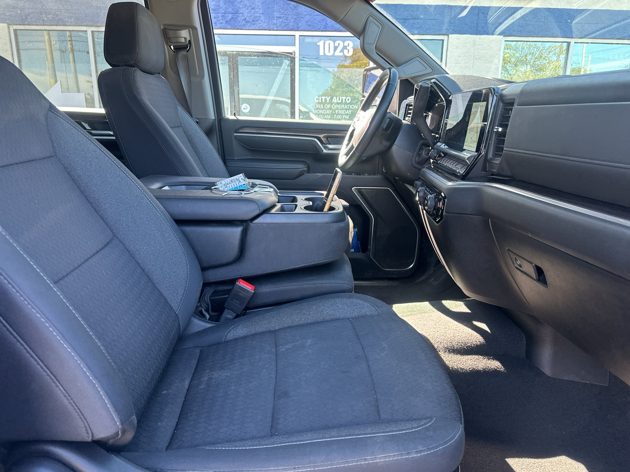 Used 2025 Chevrolet Silverado 3500 LT w/ Safety Package AWD/4WD image 10