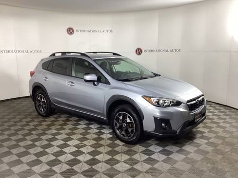 Used 2018 Subaru Crosstrek 2.0i Premium w/ Moonroof Package image 3