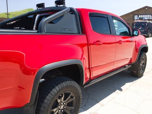 Used 2019 Chevrolet Colorado ZR2 w/ ZR2 Dusk Special Edition image 10