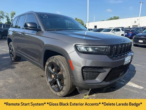Used 2023 Jeep Grand Cherokee Altitude AWD/4WD image 5