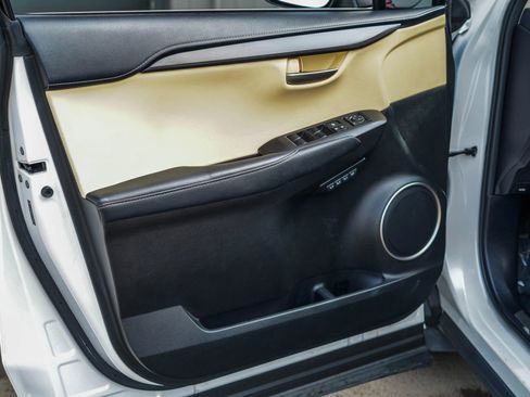 Used 2015 Lexus NX 300h AWD w/ Premium Package image 9