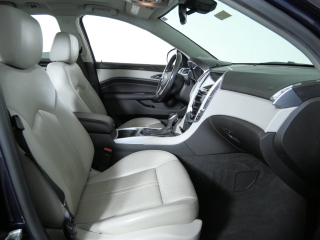 Used 2016 Cadillac SRX Luxury w/ Driver Awareness Package AWD/4WD image 12