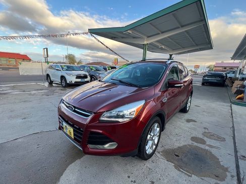 Used 2014 Ford Escape Titanium w/ Equipment Group 401A AWD/4WD image 3