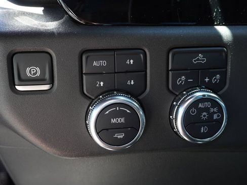 Certified 2024 GMC Sierra 1500 Elevation w/ X31 Off-Road Package AWD/4WD image 19