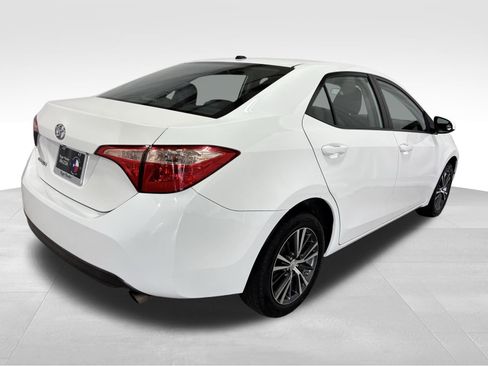 Used 2019 Toyota Corolla LE w/ LE Premium Package image 6