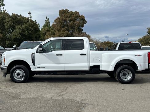 Certified 2024 Ford F350 XLT image 7