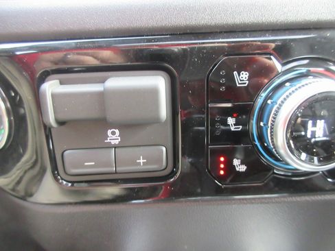 New 2026 GMC Sierra 1500 SLT w/ SLT Premium Plus Package image 21