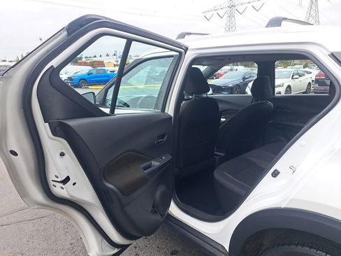 Used 2019 Nissan Kicks SV w/ Exterior Package FWD image 12