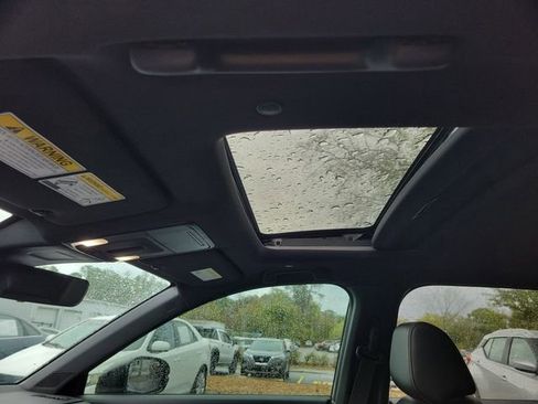 Used 2025 Honda CR-V Sport-L image 29