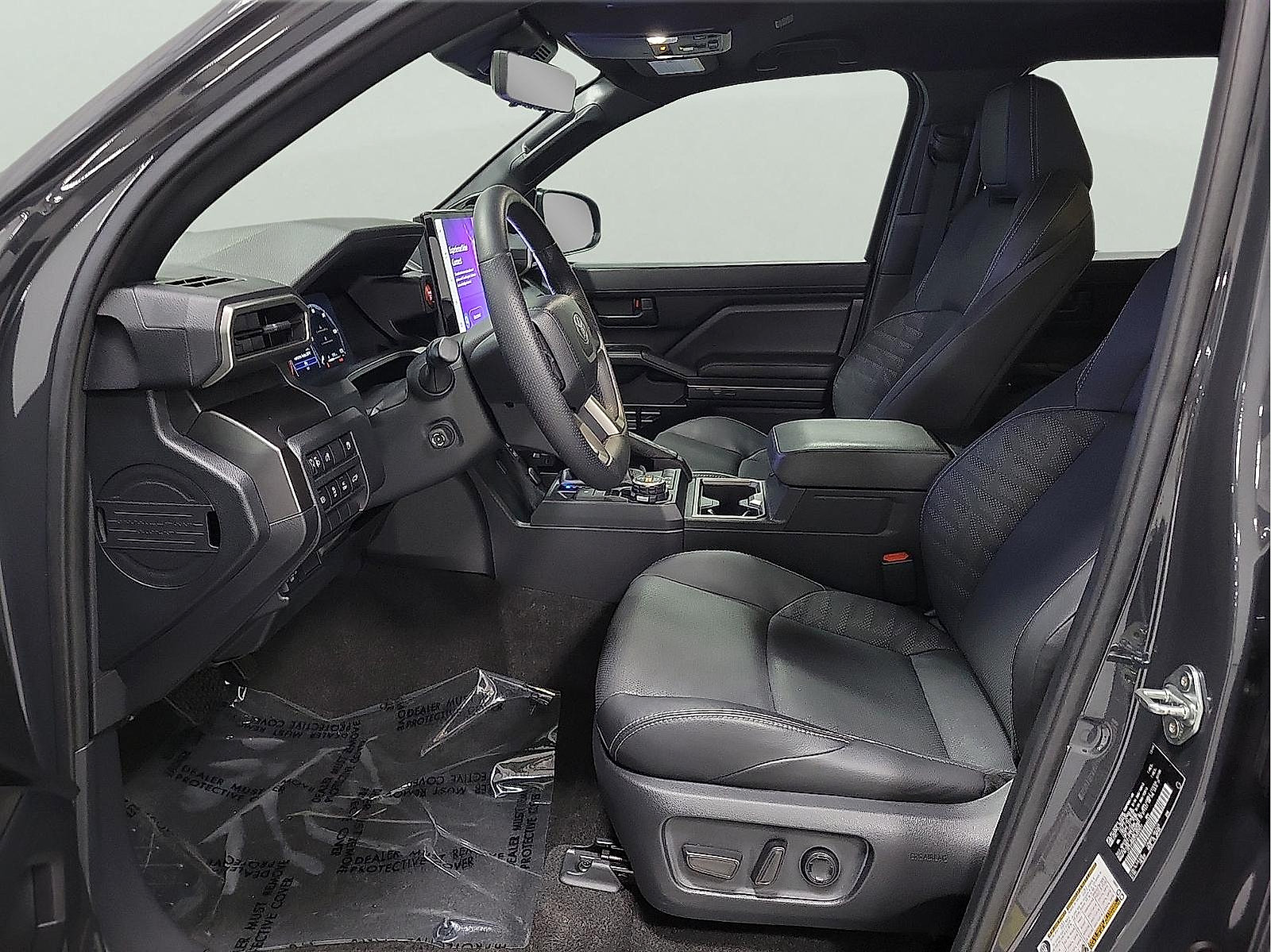 Certified 2025 Toyota 4Runner TRD Off-Road Premium w/ Tow Technology Package AWD/4WD image 12