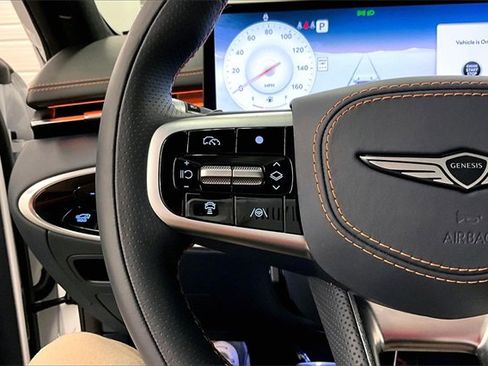Used 2026 Genesis GV70 3.5T Sport Prestige image 23