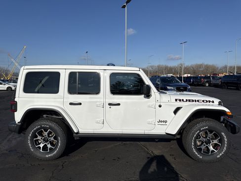 Used 2021 Jeep Wrangler Unlimited Rubicon w/ Uconnect 4C Nav & Sound Group image 6